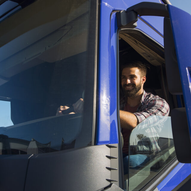 Chauffeur poids lourd Martin produit du bois